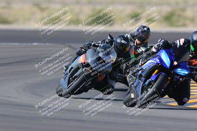 media/Nov-06-2022-SoCal Trackdays (Sun) [[208d2ccc26]]/Turn 11 (10am)/